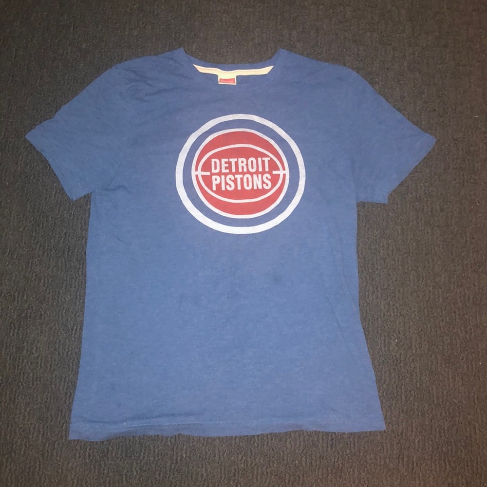 Homage Detroit pistons tee